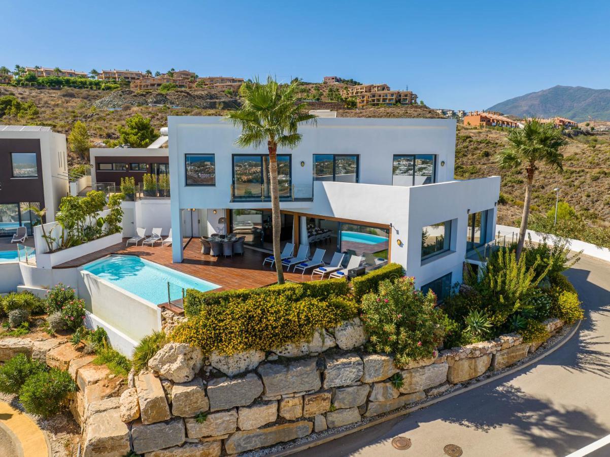Vacation Marbella I Villa Paraiso The View, Infinity Heated Pool, Sea View, 24-7 Security, Golf Courses 埃斯特波纳 外观 照片